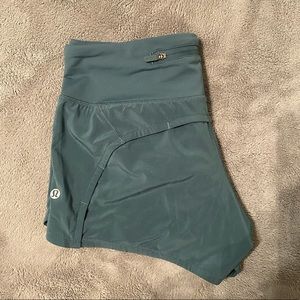 Lululemon Speed Up Shorts 4’
